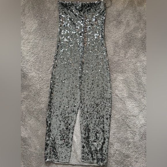 Zara Silver Sequin Strapless Long Dress with Slit - Picture 6 of 7